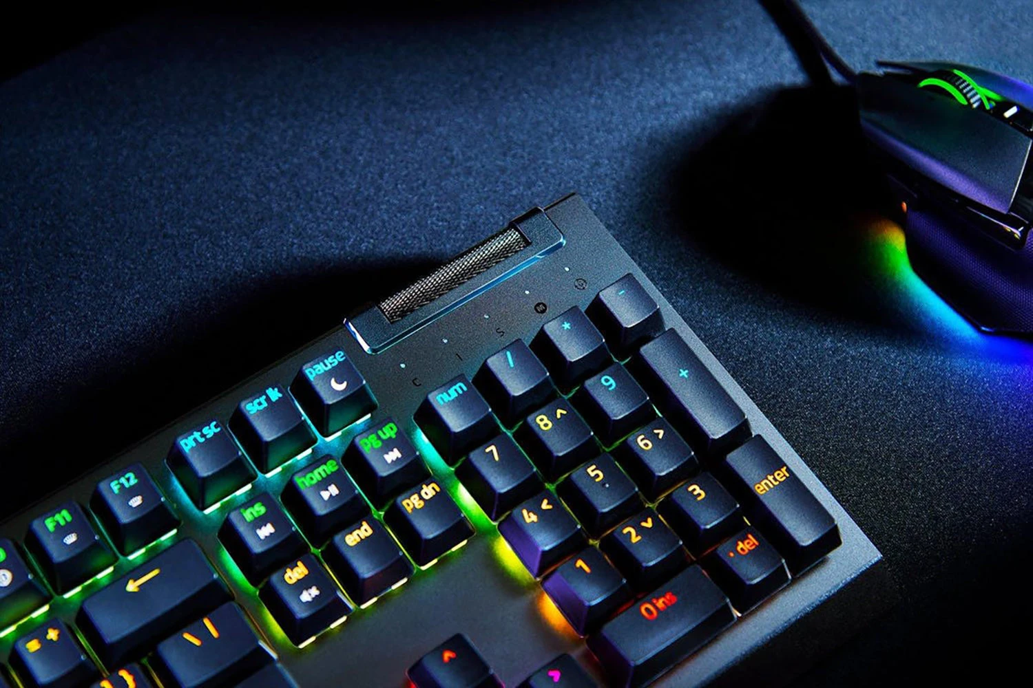 Razer Blackwidow V4 X Green Switch Gaming Keyboard 6 Razer Blackwidow V4 X Green Switch Gaming Keyboard - Image 4
