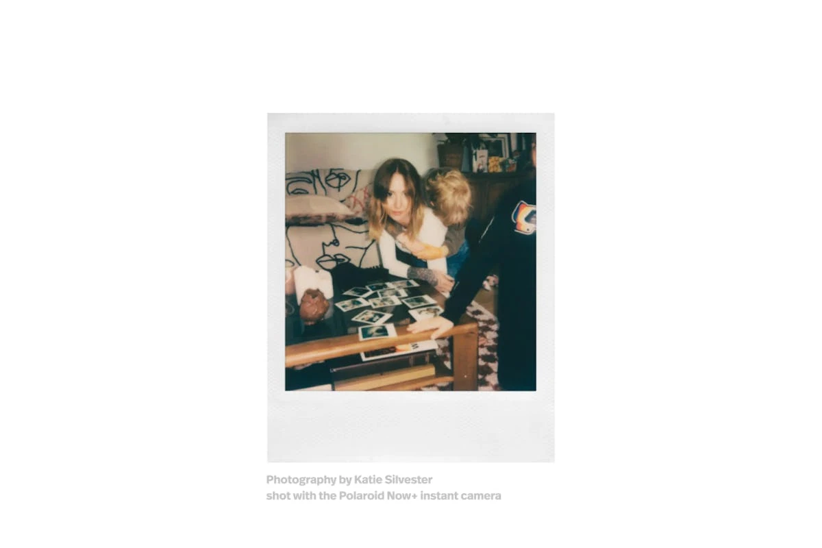 Polaroid Color I-Type Film | 1 Pack 5 Polaroid Color I-Type Film | 1 Pack - Image 3