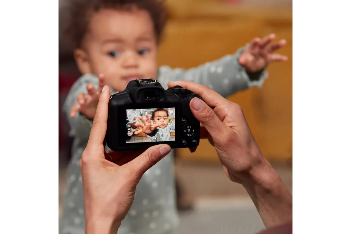 Canon® Canon EOS R100 RF-S 18-45mm Lens Mirrorless Camera | Black 14 Canon® Canon EOS R100 RF-S 18-45mm Lens Mirrorless Camera | Black - Image 12