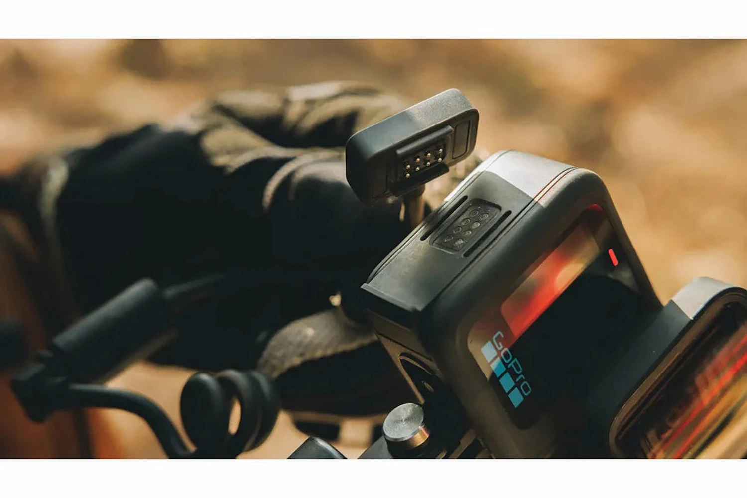 GoPro Contacto Magnetic Door And Power Cable Kit | Black 6 GoPro Contacto Magnetic Door And Power Cable Kit | Black - Image 4