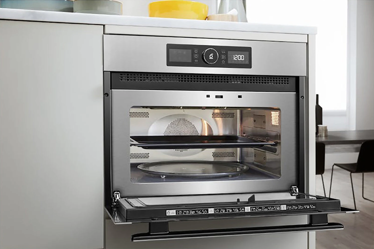 Whirlpool 40L 900W Built-in Microwave Oven | AMW9615/IXUK | Stainless Steel 13 Whirlpool 40L 900W Built-in Microwave Oven | AMW9615/IXUK | Stainless Steel - Image 11