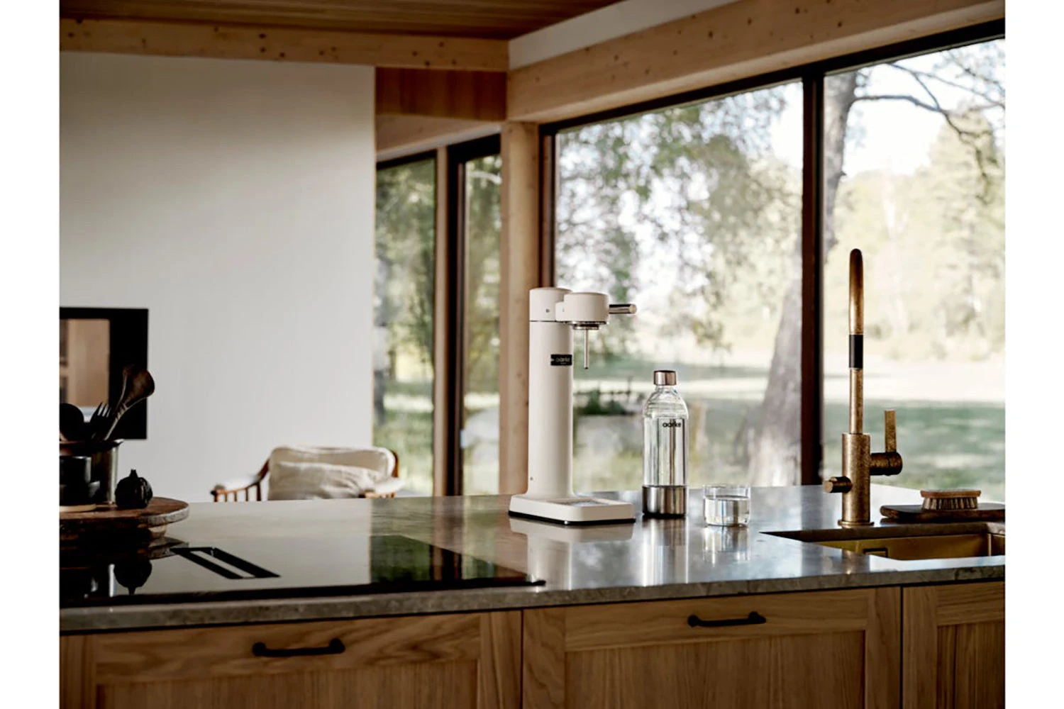 Aarke Carbonator 3 Sparkling Water Maker & CO2 Cylinder | Matte White 7 Aarke Carbonator 3 Sparkling Water Maker & CO2 Cylinder | Matte White - Image 5