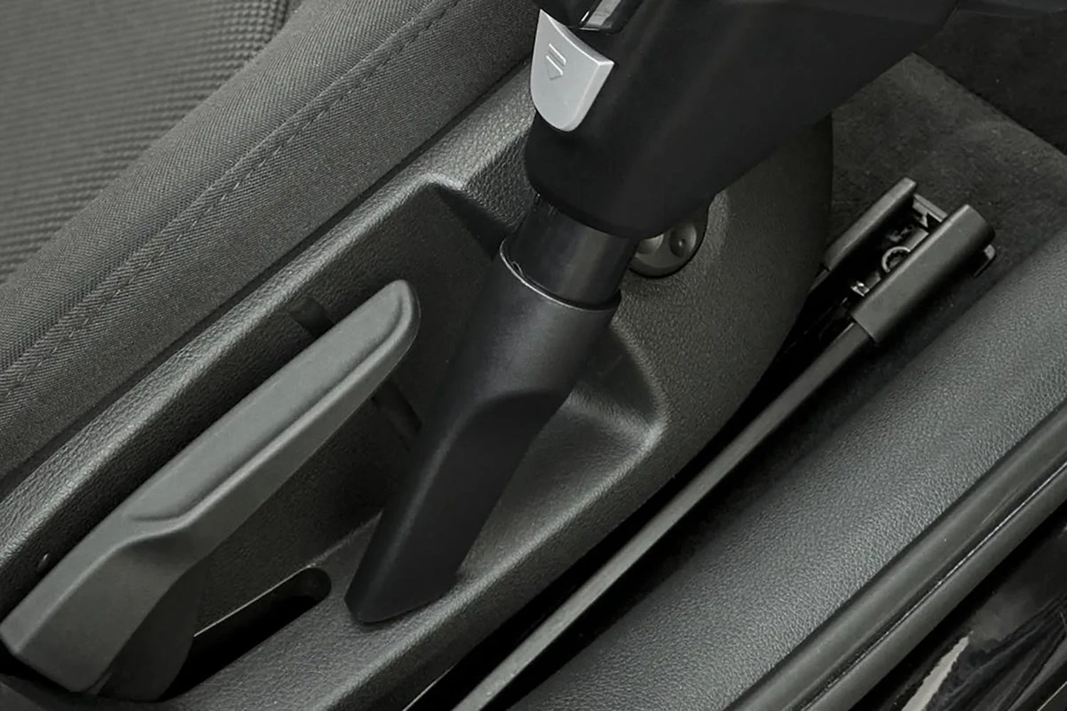 Bosch Rechargeable Unlimited 7 Vacuum Cleaner | BCS712GB | White 12 Bosch Rechargeable Unlimited 7 Vacuum Cleaner | BCS712GB | White - Image 10