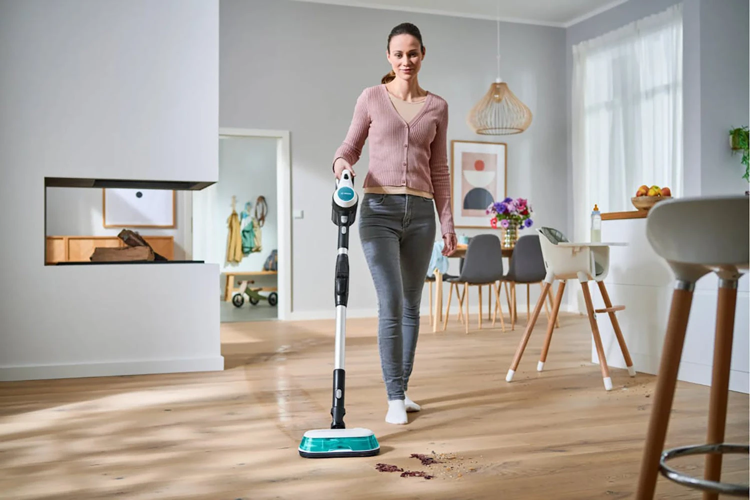 Bosch Cordless Handstick Vacuum Cleaner | White 4 Bosch Cordless Handstick Vacuum Cleaner | White - Image 2