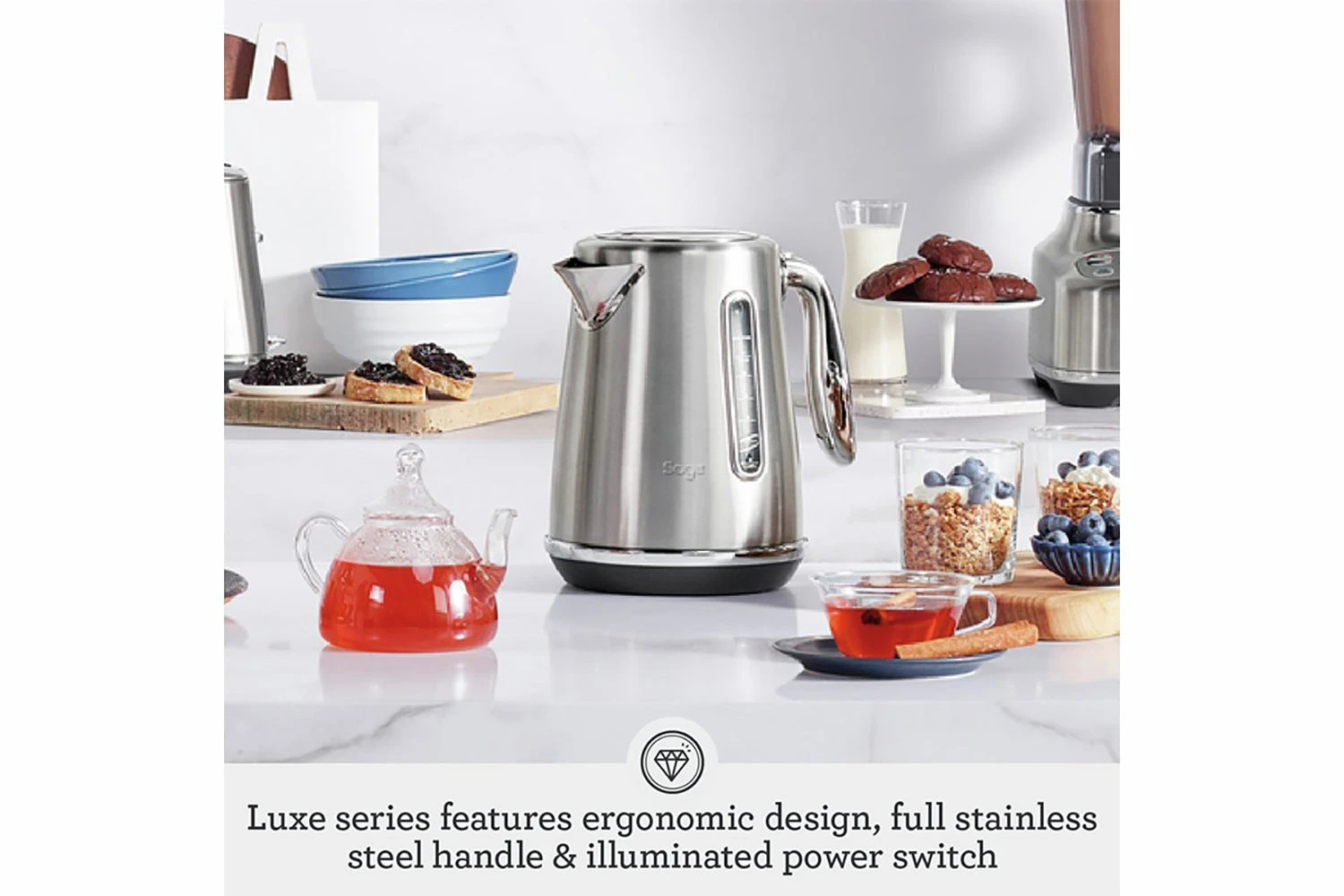Sage The Soft Top Luxe Kettle | BKE735BSSUK | Brushed Stainless Steel 4 Sage The Soft Top Luxe Kettle | BKE735BSSUK | Brushed Stainless Steel - Image 2