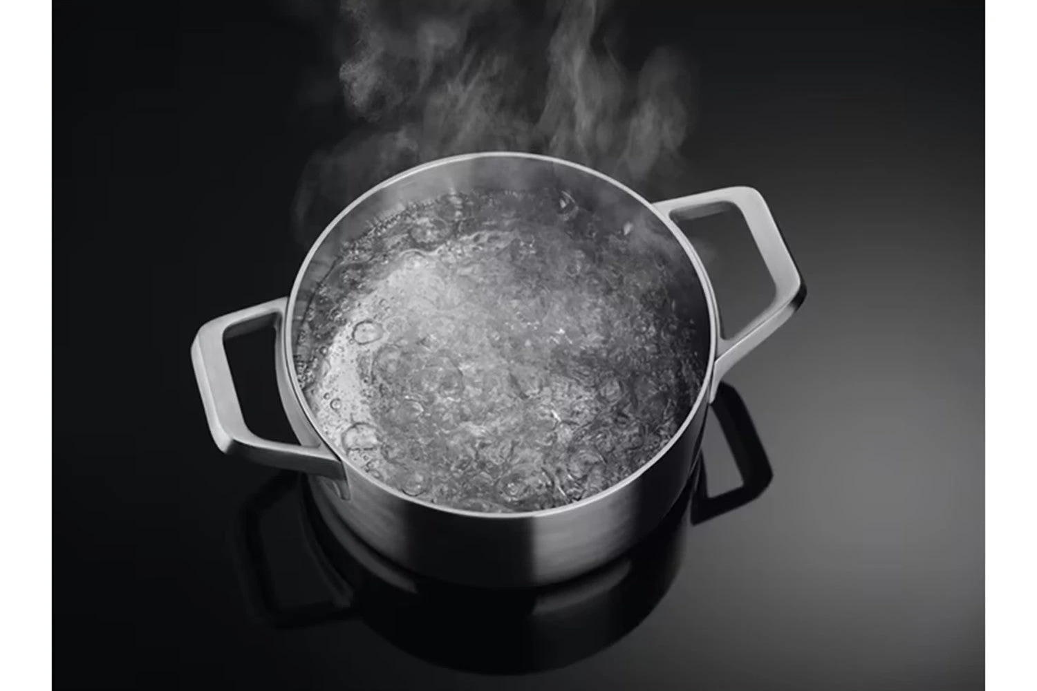 AEG 80cm Induction Extractor Hob Duct Out | CDE84543FB 12 AEG 80cm Induction Extractor Hob Duct Out | CDE84543FB - Image 10