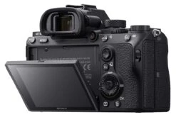 Sony Alpha A7 III With 28-70 MM Lens | Black 22 Sony Alpha A7 III With 28-70 MM Lens | Black -Home Appliances ILCE7M3KB.CEC 10