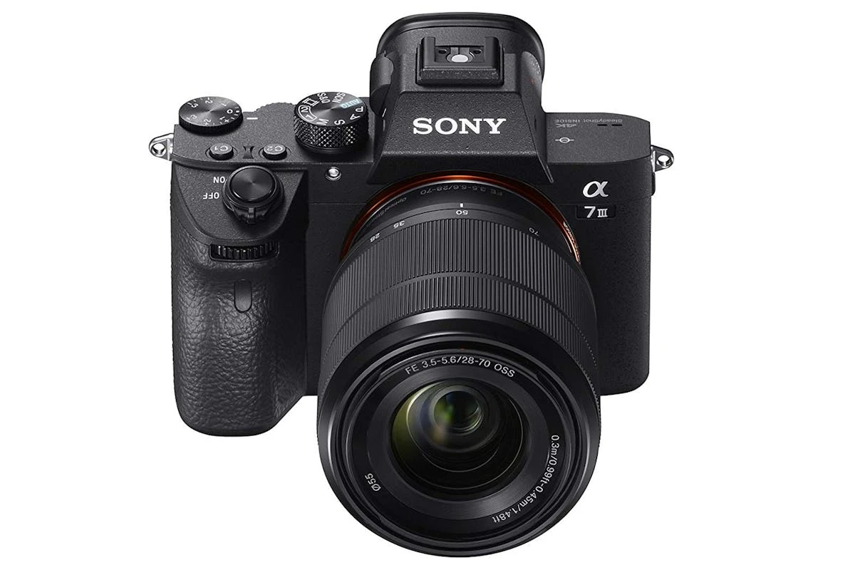 Sony Alpha A7 III With 28-70 MM Lens | Black 4 Sony Alpha A7 III With 28-70 MM Lens | Black - Image 2