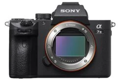 Sony Alpha A7 III With 28-70 MM Lens | Black 17 Sony Alpha A7 III With 28-70 MM Lens | Black -Home Appliances ILCE7M3KB.CEC 5