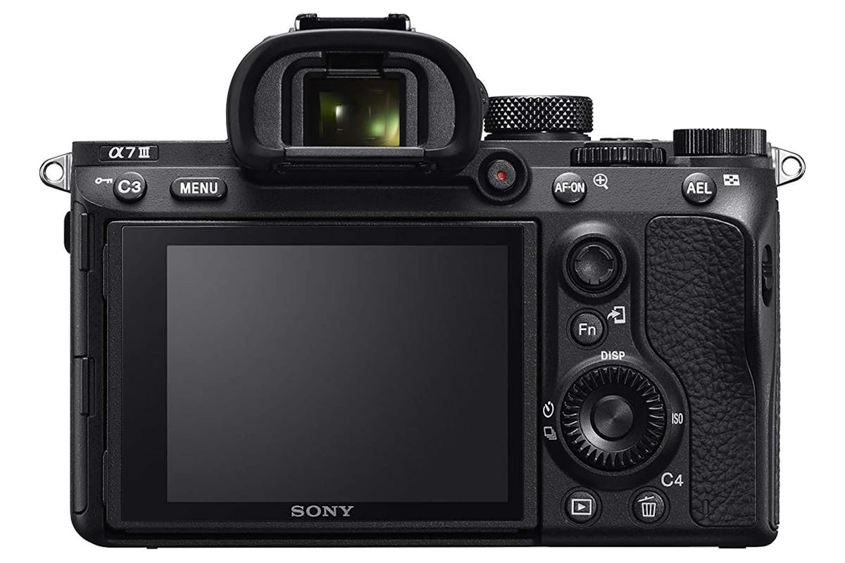 Sony Alpha A7 III With 28-70 MM Lens | Black 11 Sony Alpha A7 III With 28-70 MM Lens | Black - Image 9