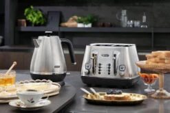 DeLonghi 1.7L Distinta X Kettle | KBI3001.M | Metal 13 DeLonghi 1.7L Distinta X Kettle | KBI3001.M | Metal -Home Appliances KBI3001.M 5