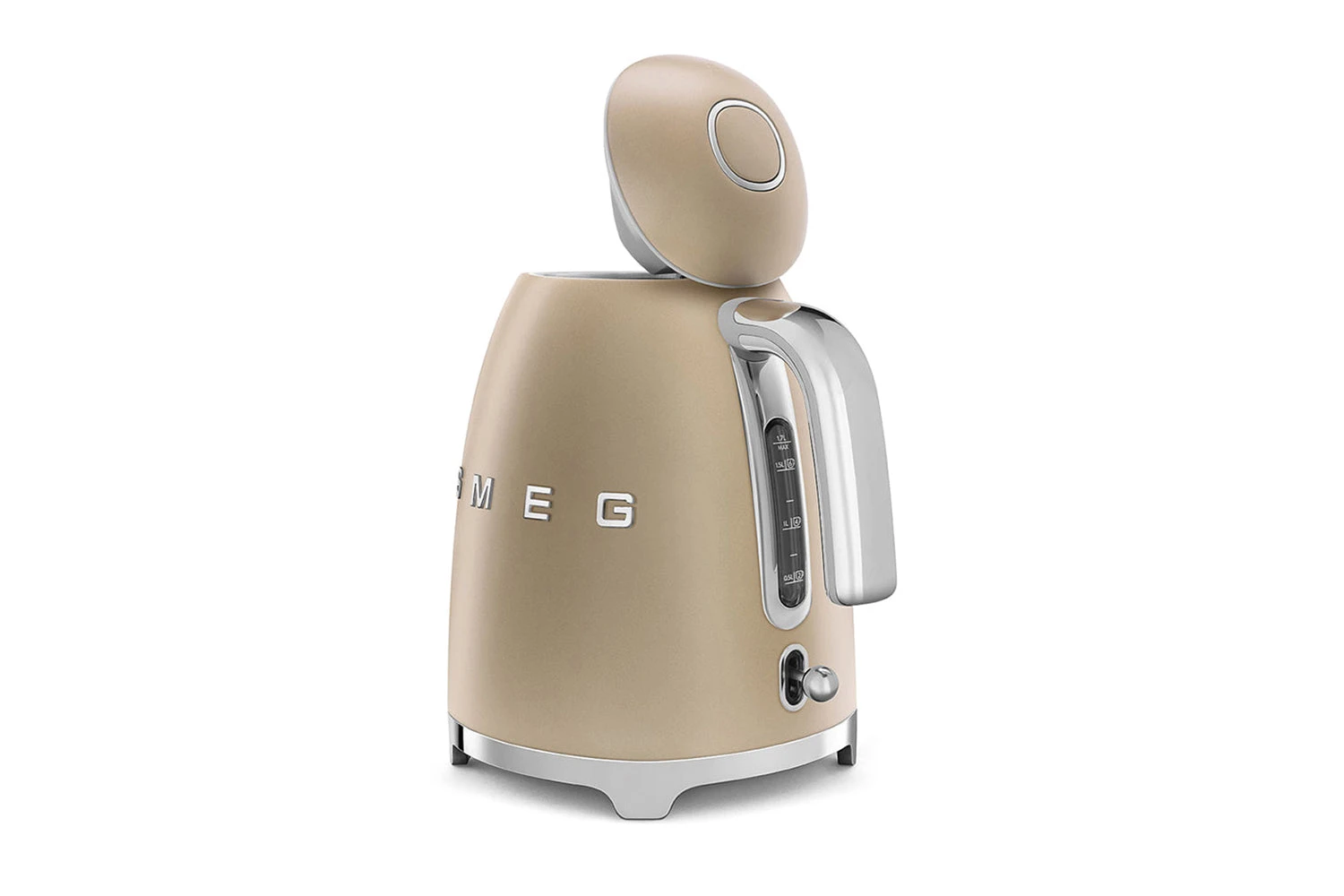 Smeg 1.7L 50's Style Electric Kettle | KLF03CHMUK | Champagne 7 Smeg 1.7L 50's Style Electric Kettle | KLF03CHMUK | Champagne - Image 5
