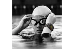 Apple Watch Ultra 2 GPS + Cellular | 49mm | Black Titanium Case With Black Titanium Milanese Loop Small -Home Appliances MX4W3QAA 7