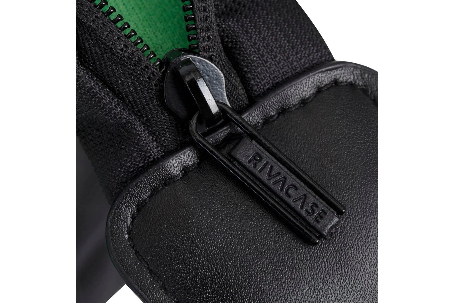 Rivacase Green Mantis 7450 (PS) SLR Messenger Bag 9 Rivacase Green Mantis 7450 (PS) SLR Messenger Bag - Image 7