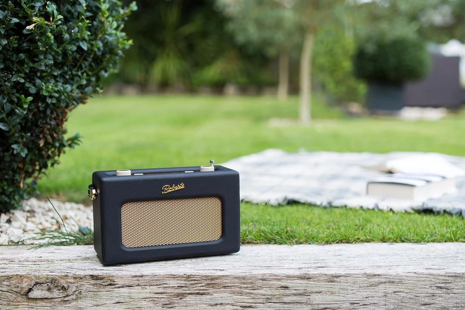 Roberts Revival RD70 Bluetooth Radio | Black 4 Roberts Revival RD70 Bluetooth Radio | Black - Image 2