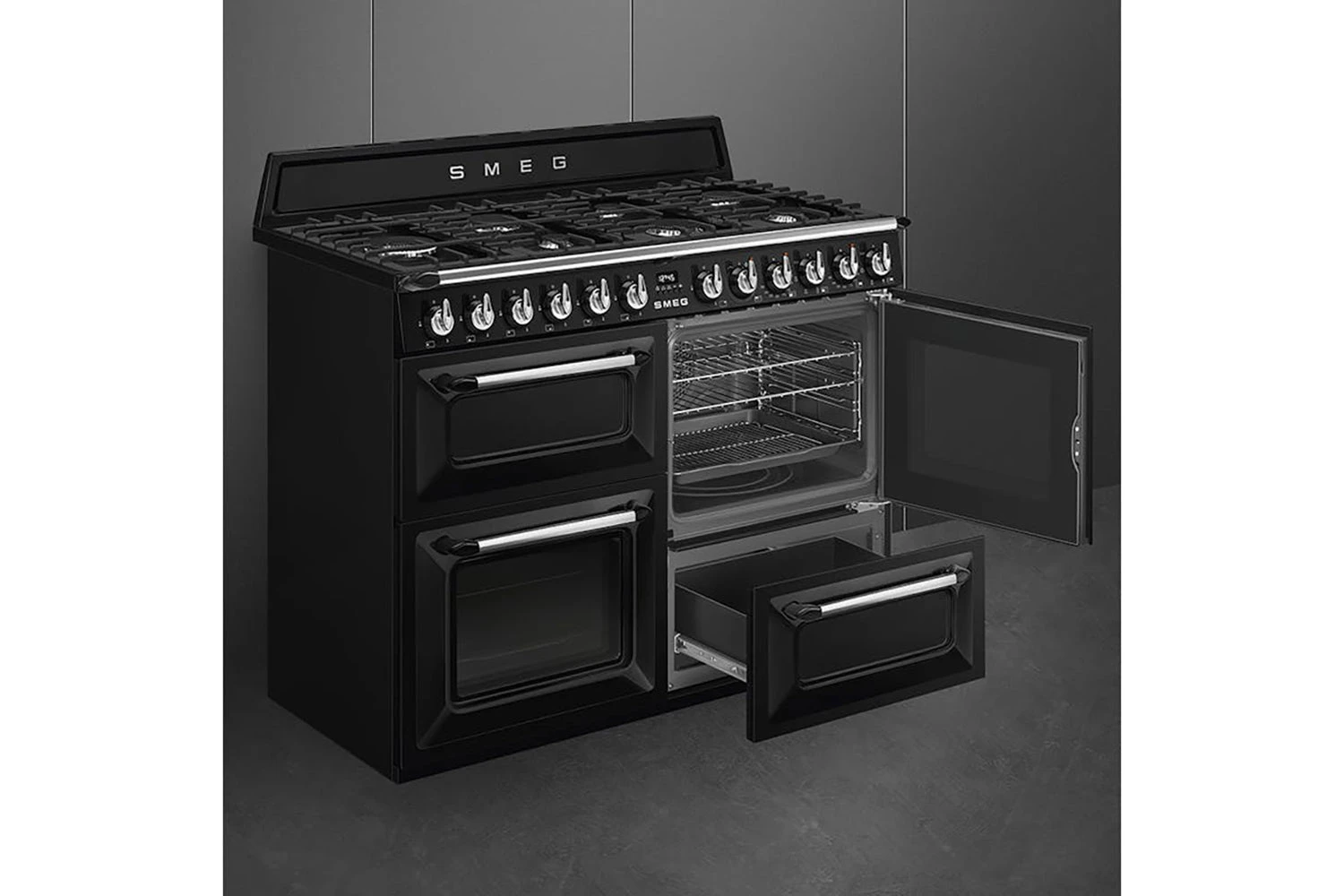 Smeg 110cm Dual Fuel Range Cooker | TR4110BL1 | Gloss Black 7 Smeg 110cm Dual Fuel Range Cooker | TR4110BL1 | Gloss Black - Image 5