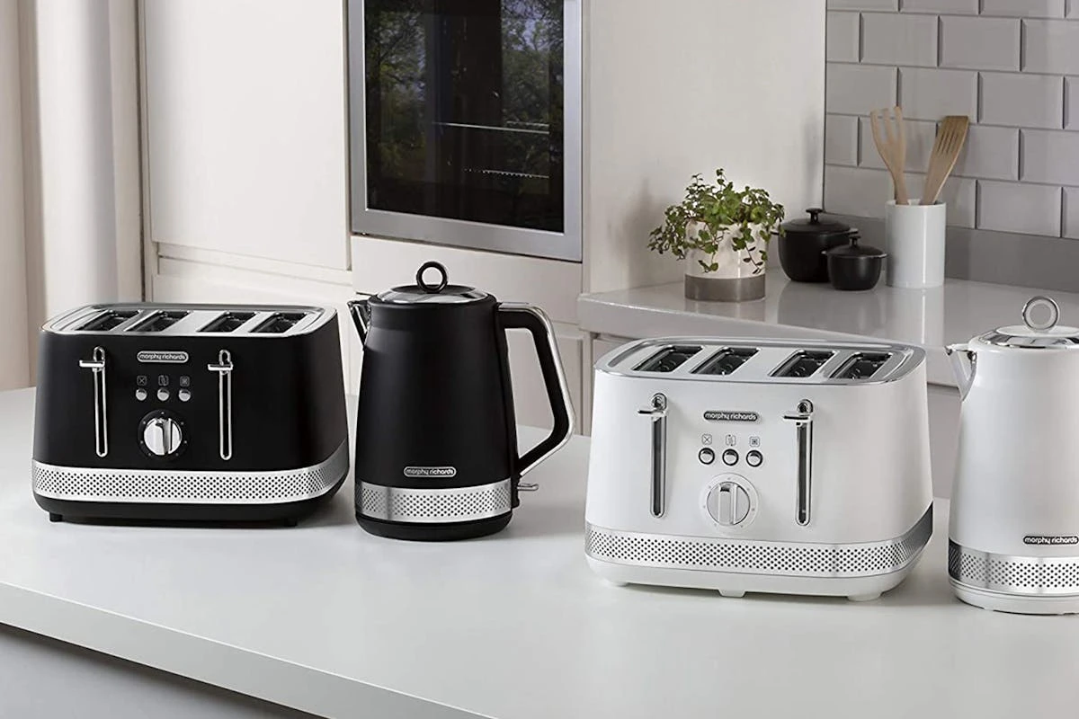 Morphy Richards Illumination 4 Slice Toaster | 248020 | Black 12 Morphy Richards Illumination 4 Slice Toaster | 248020 | Black - Image 10