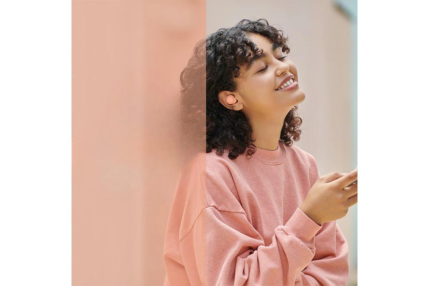 Sony WF-C500 TWS In-Ear Headphones | Orange 4 Sony WF-C500 TWS In-Ear Headphones | Orange - Image 2